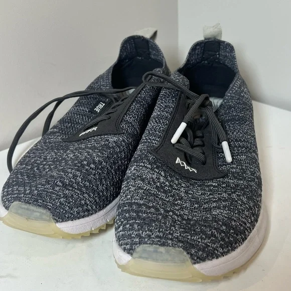 TRUE Linkswear Performance Knit Sneaker Size 9.5 All Day Knit Sneakers EUC - Picture 3 of 13